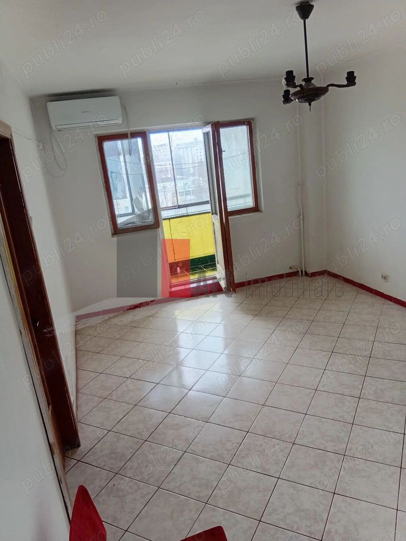 Vindem apartament 2 camere in Crangasi - Poză 1