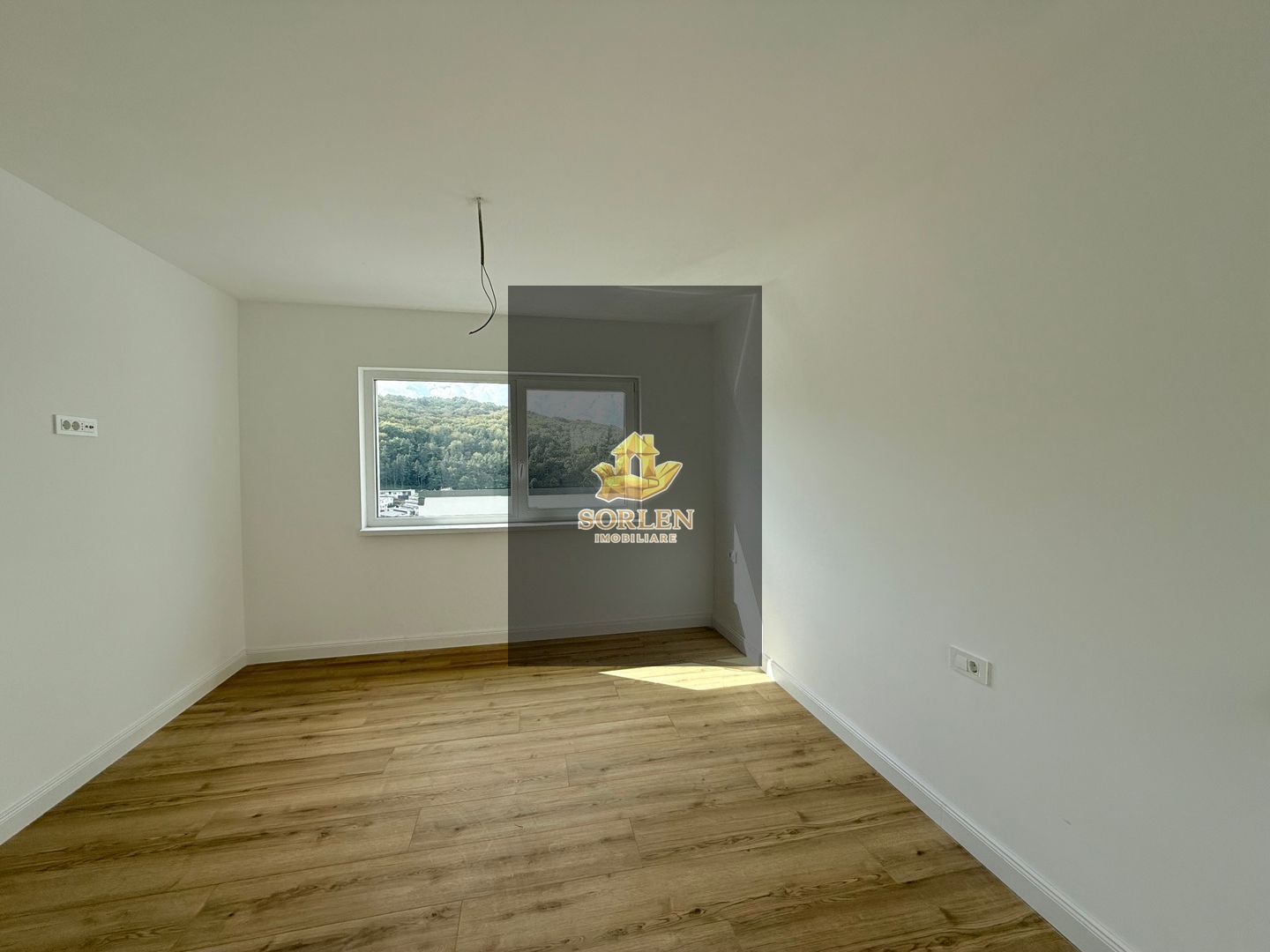 Casa individuala de vanzare - Zona Vivo / Floresti - Poză 10