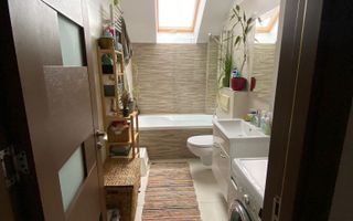 Apartament spațios cu 4 camere, în Baciu. - Poză 8