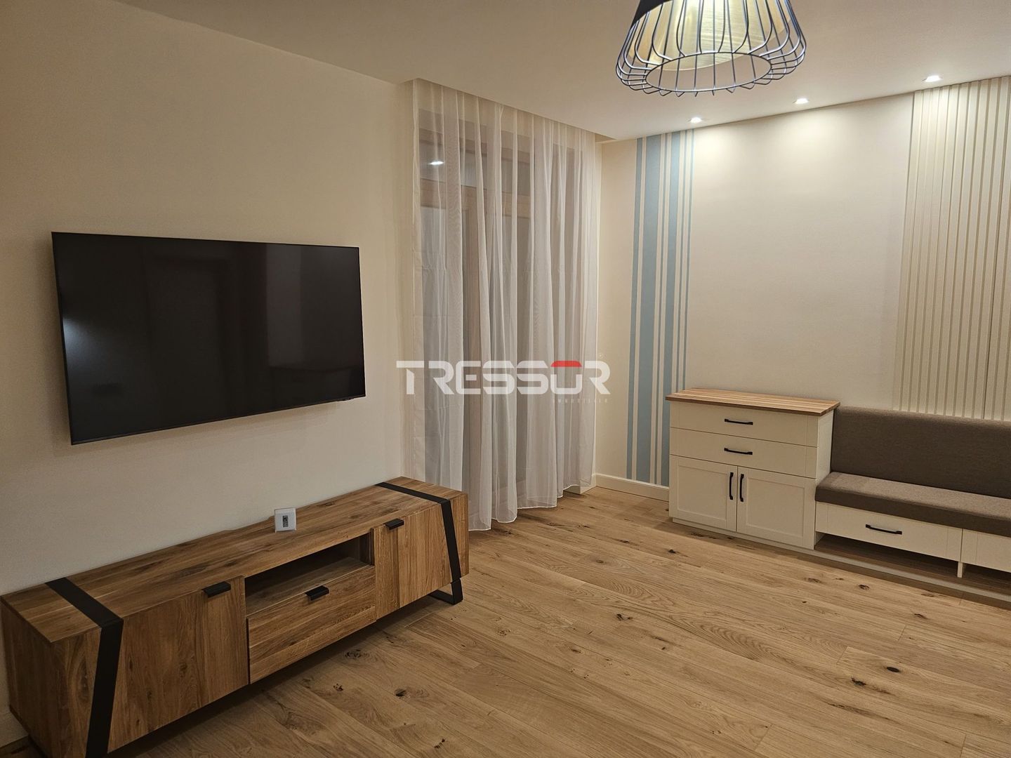 Luxury Smart Villa in Faleza Nord, Fully Renovated, 330 sqm Usable Are - Poză 8