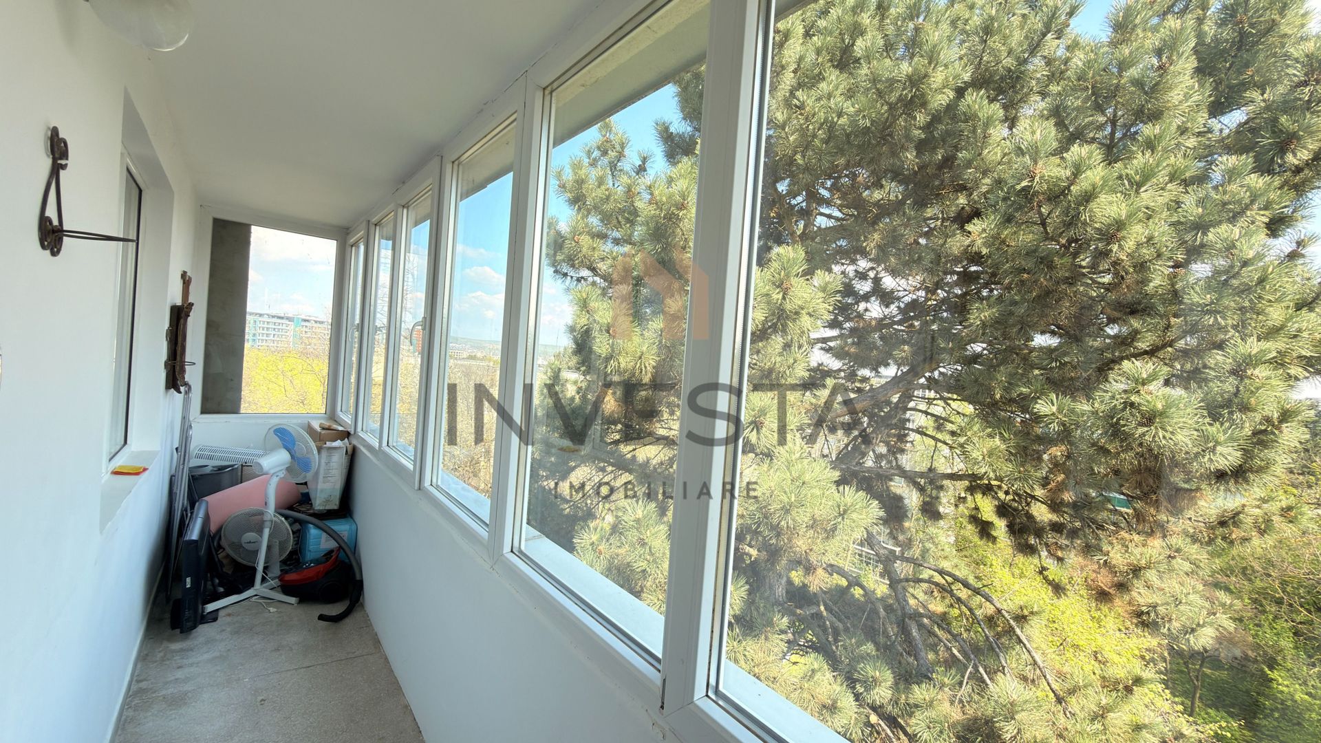 Apartament cu 2 camere decomandate,  zona Iulius Mall! - Poză 11