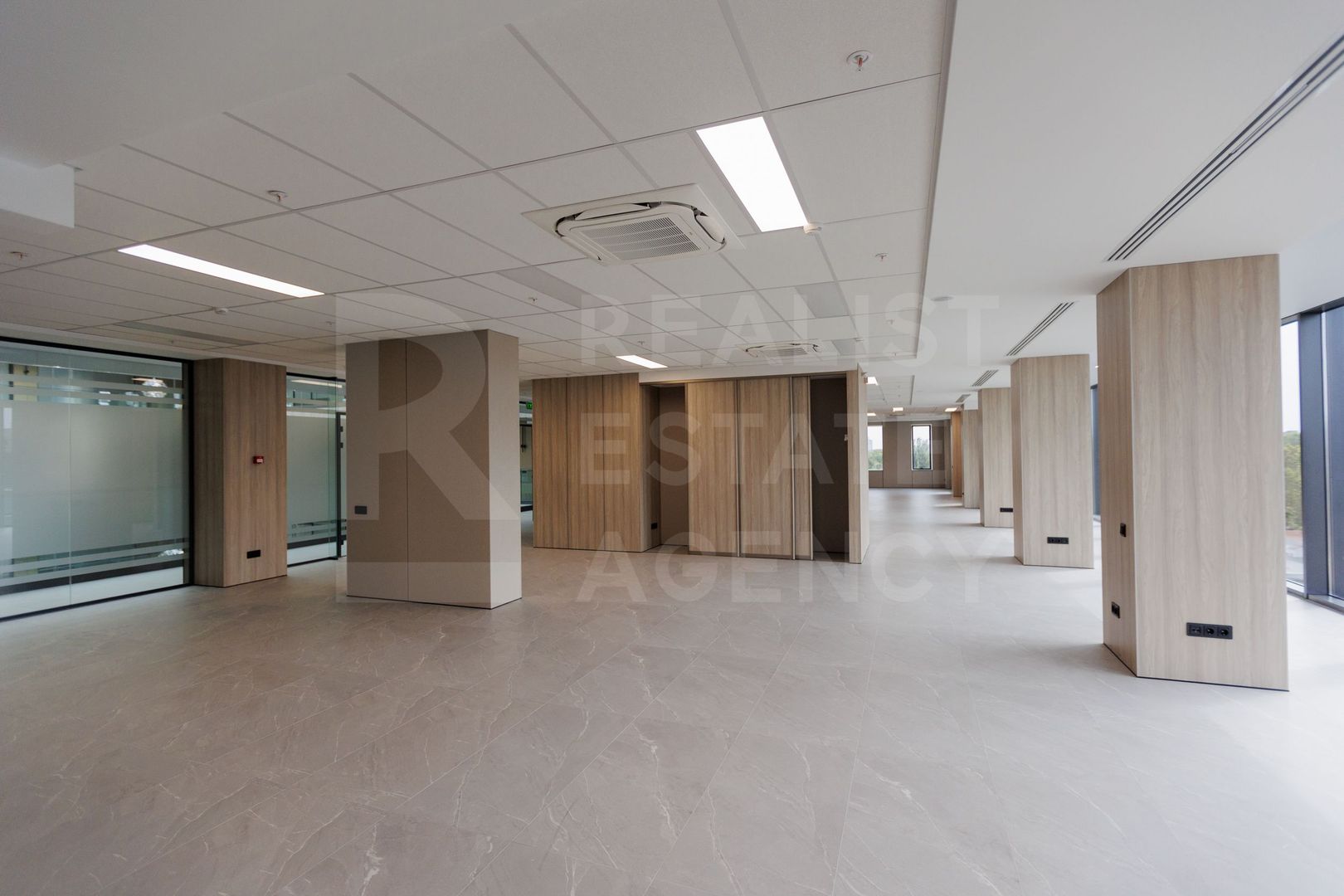 Chirie, spațiu comercial amplasat pe bd. Ștefan cel Mare, Centru - Poză 3