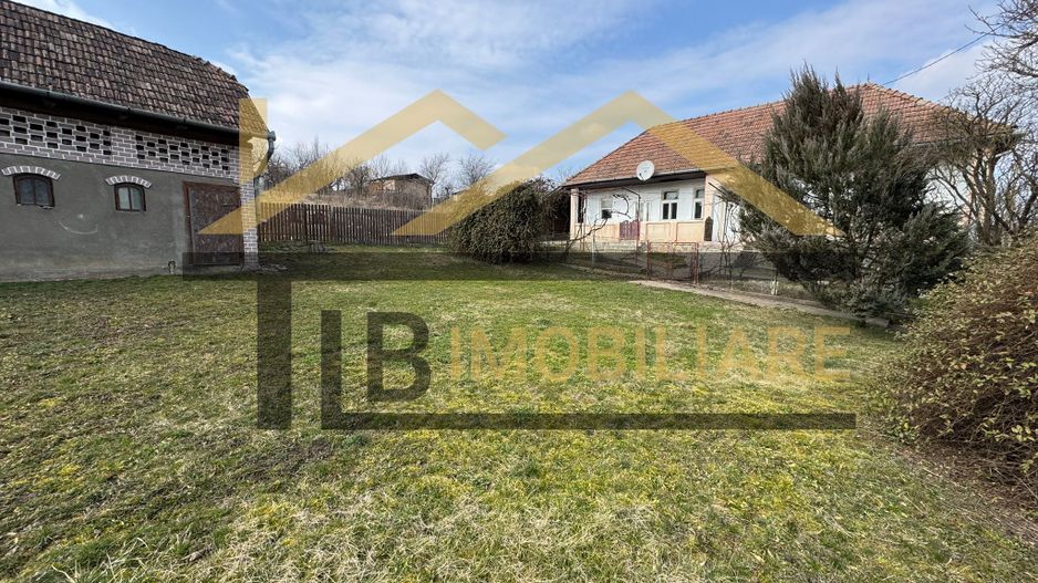 Casa individuala, 1192 mp teren, Zona Voiniceni - Poză 3