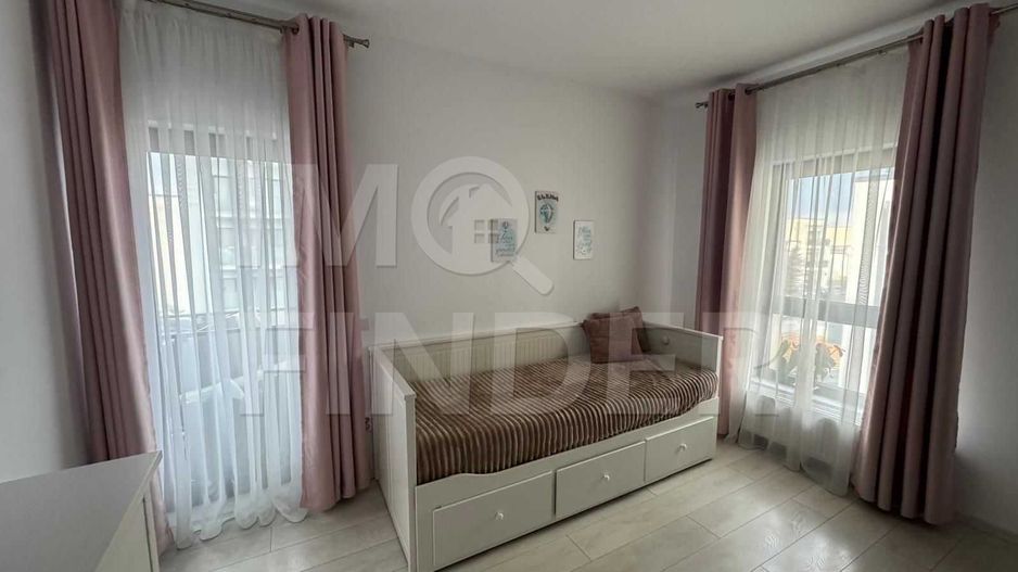 Apartament 2 dormitoare, living + bucatarie, parcare privata - Poză 4