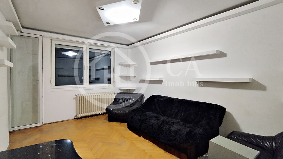 Apartament cu 2 camere de vanzare in zona Rogerius, Oradea - Poză 3