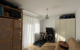 Vând apartament 3 camere, 64 mp + balcon, mobilat, utilat. - Poză 5