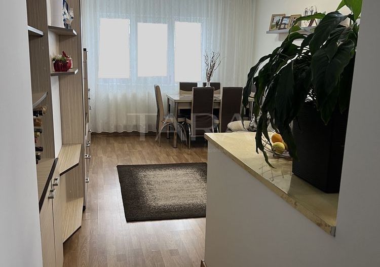 Apartament 2 camere, ultimul etaj – Florești, zona Gh Doja. - Poză 3