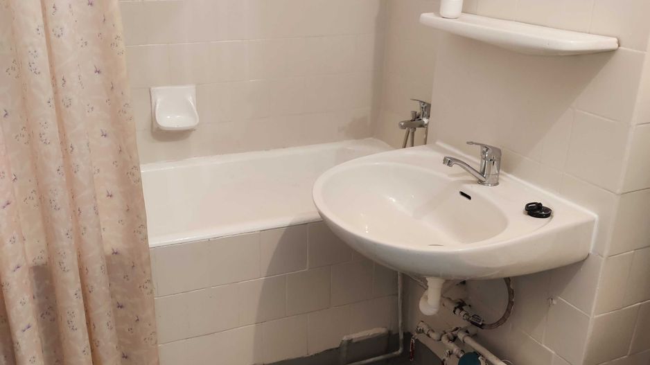 Apartament cu 1 camera de închiriat Zona Cetate Alba Iulia - Poză 3