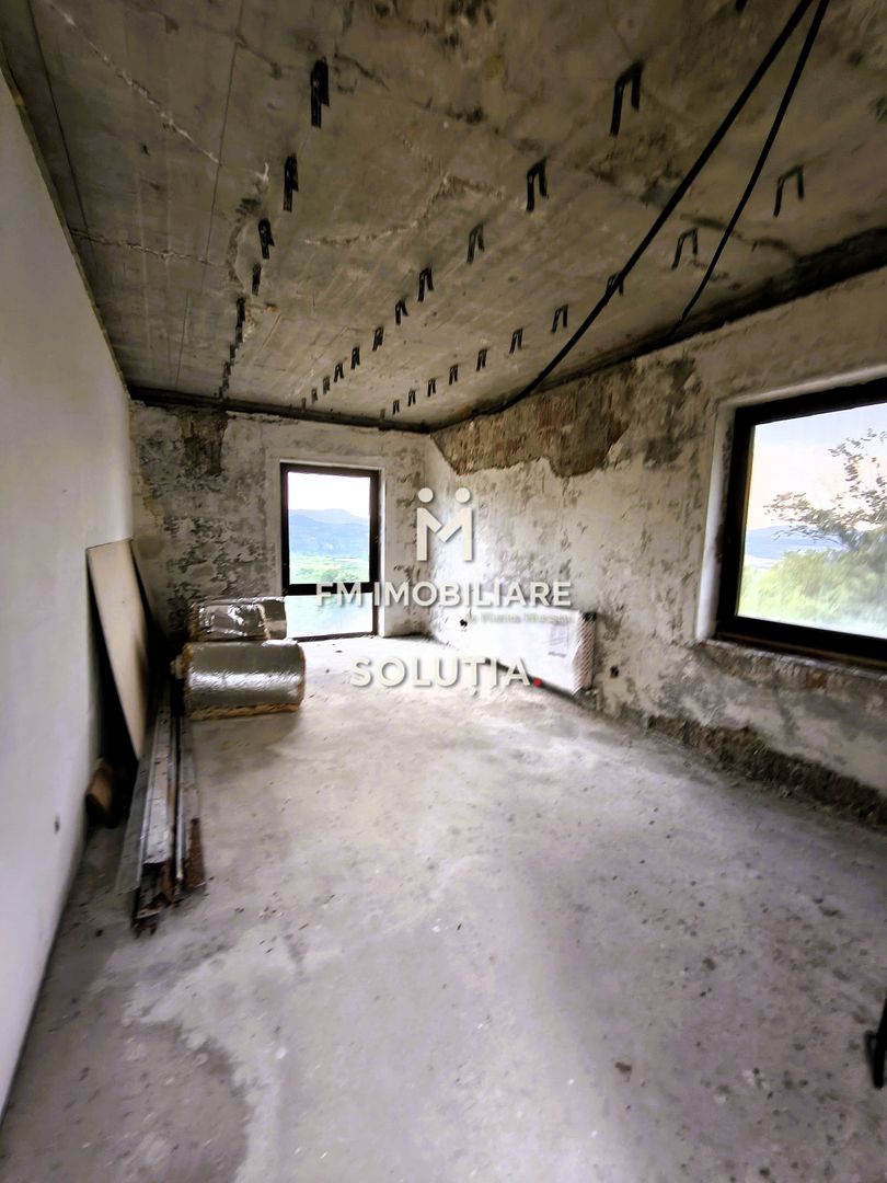 Casă individuală modernă cu panoramă superbă – Baia Sprie - Poză 15