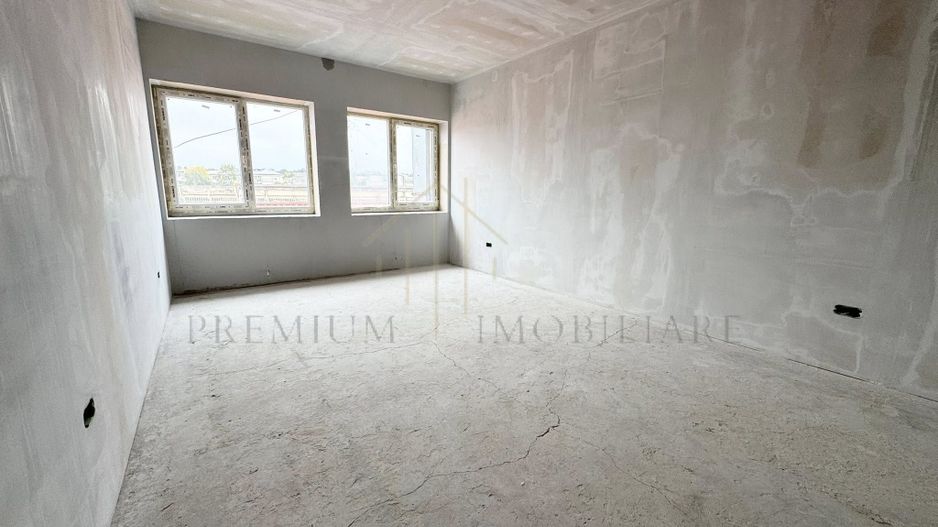 Oportunitate unică de investiție – Etaj complet de vânzare în Onești - Poză 2