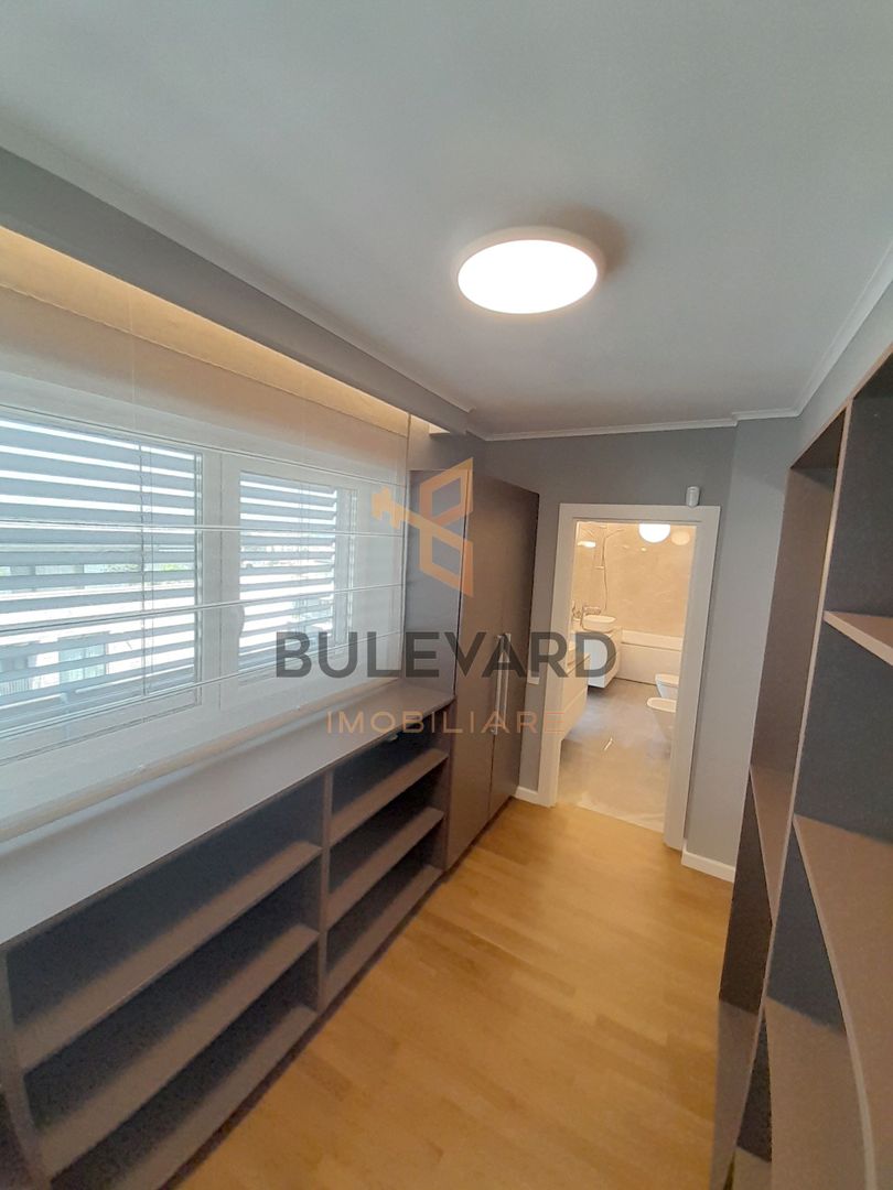 Penthouse de lux 150 mp utili + 200 mp terasa + 2 parcari subterane - Poză 8