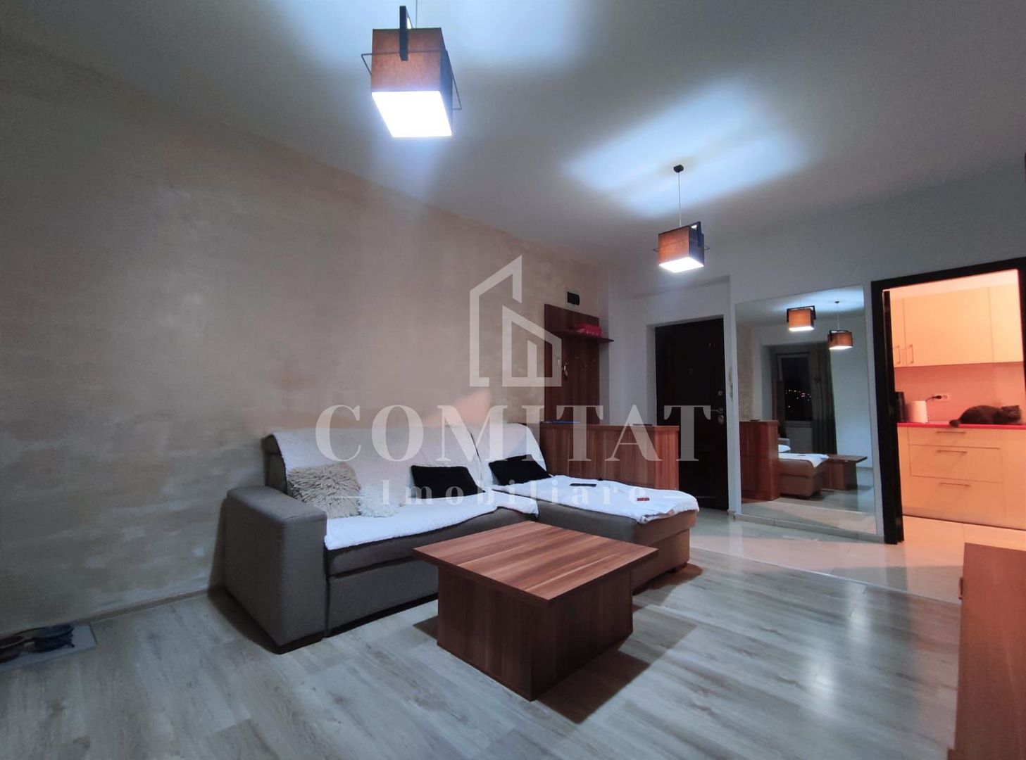 Apartament modern de vânzare | 2 camere | Zonă centrală - Poză 1