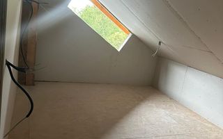 Investiție cu suflet: Pensiune de vânzare pe Valea Avrigului - Poză 5