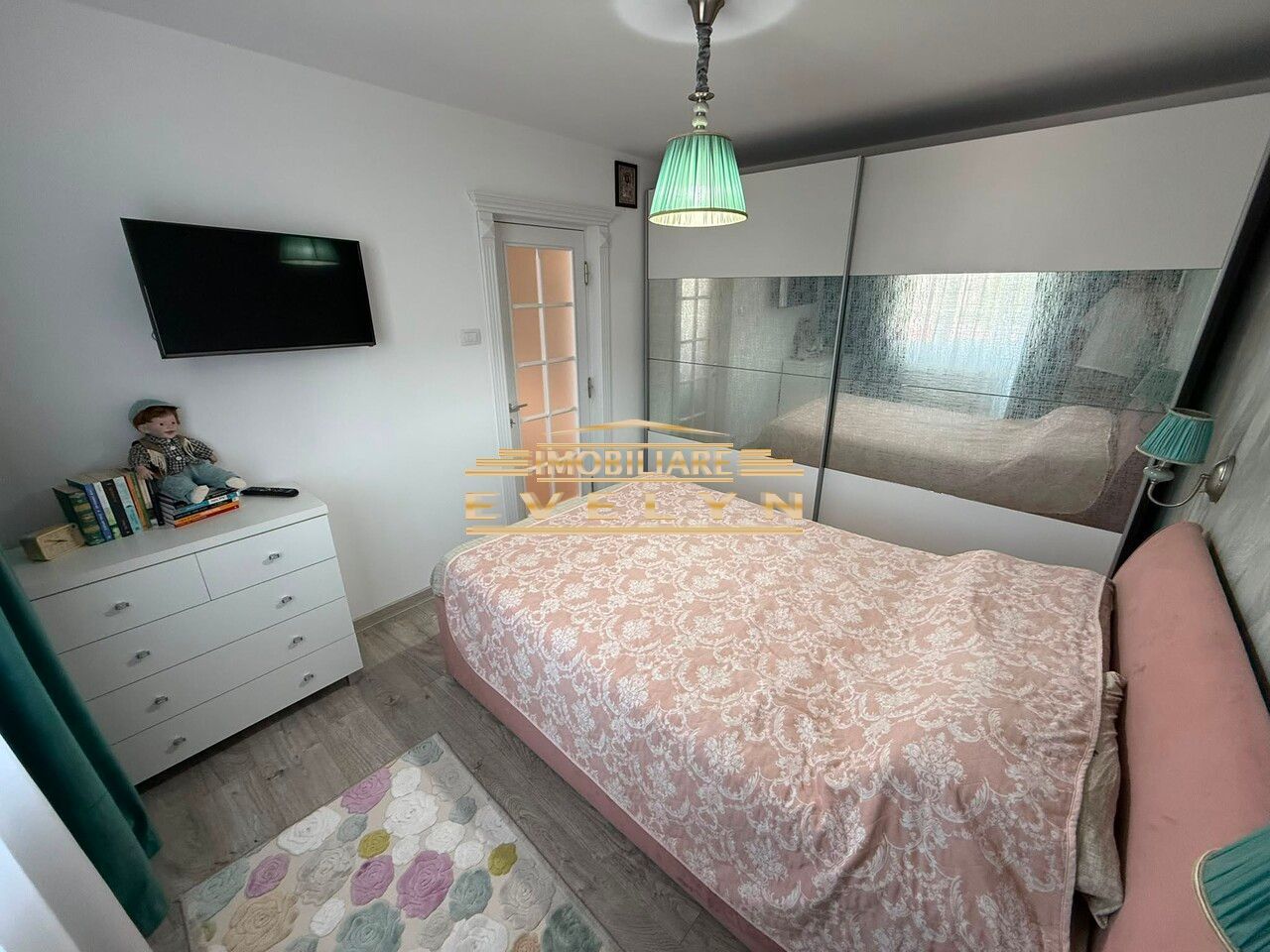 Apartament 2 camere + mansardă autorizată de vânzare – Str. Ștefan Luchian (Rapsodia) - Poză 4