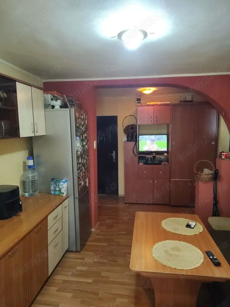 De vanzare Apartament 2 Camere Sebastian sector 5 - Poză 4