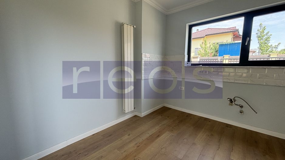 VANZARE VILA SUPERBA IN OTOPENI | 5 CAMERE | TEREN 325 MP - Poză 5