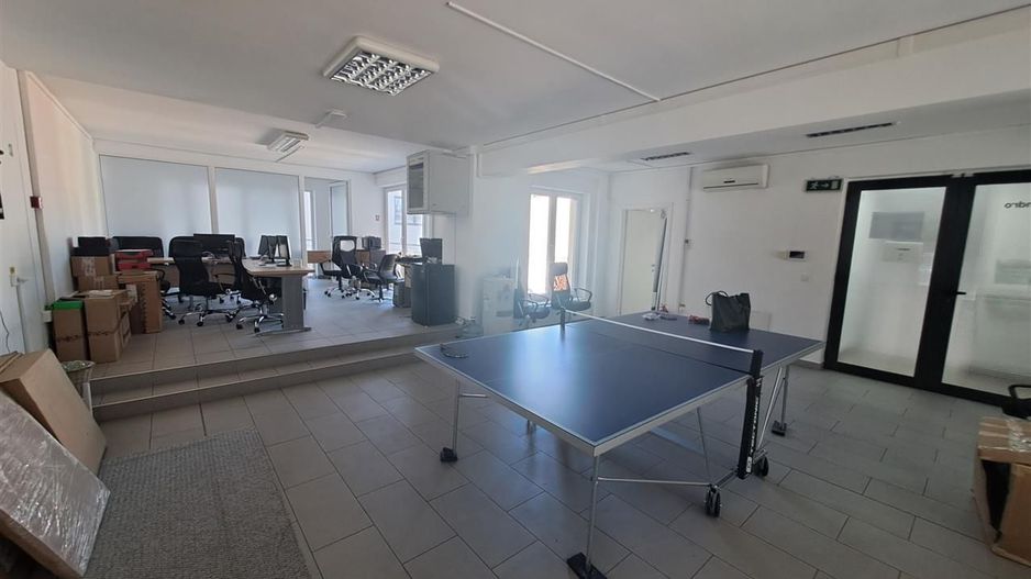 Spatiu comercial  Iosefin etaj 1 cu lift+loc parcare - Poză 10