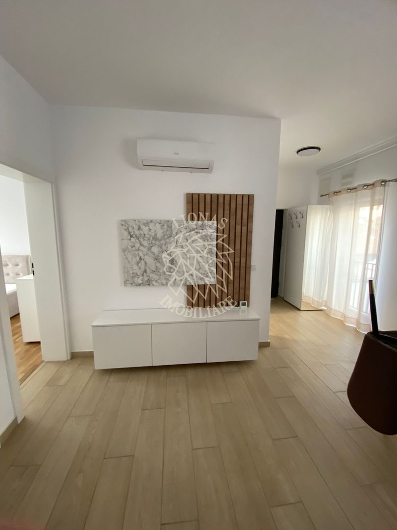 Apartament de Lux 2 camere 50 mp-parcare-Central - Poză 3