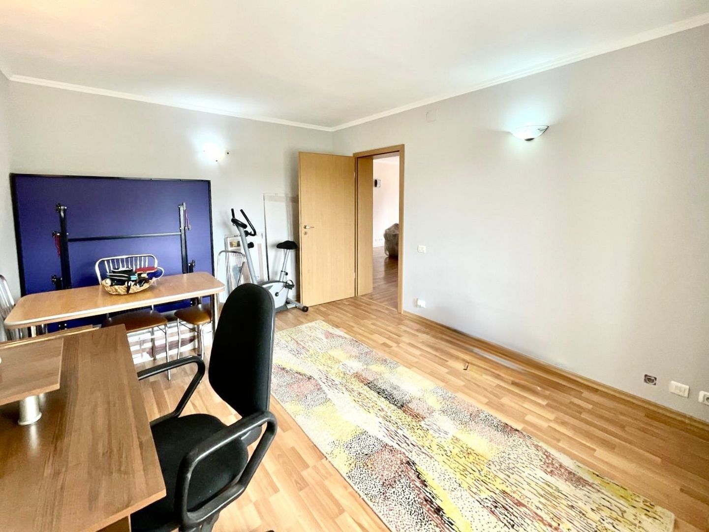 Casă spațioasă, confort ridicat, garaj și teren generos, zona Aradului - Poză 6