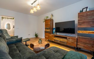Apartament superb cu 4 camere, la cheie , zona Primaverii