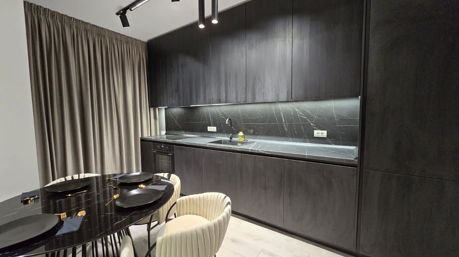 Apartament elegant 3 camere Win Herastrau - Poză 3