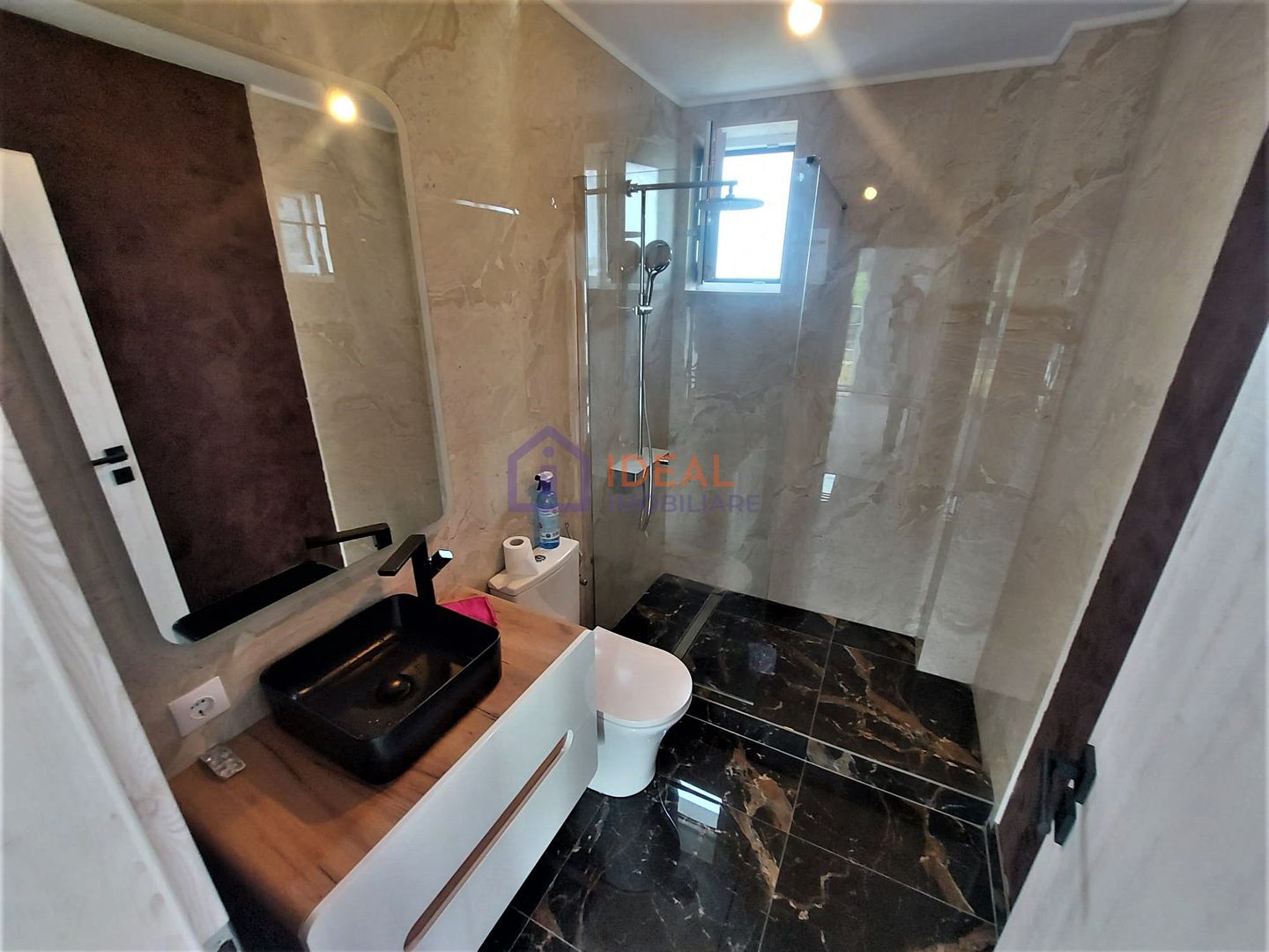 Casa Individuala LA CHEIE cu 250 mp utili, zona Strand - Poză 27