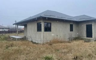 vand sau schimb casa la rosu cu apartamen in Iasi - Poză 1