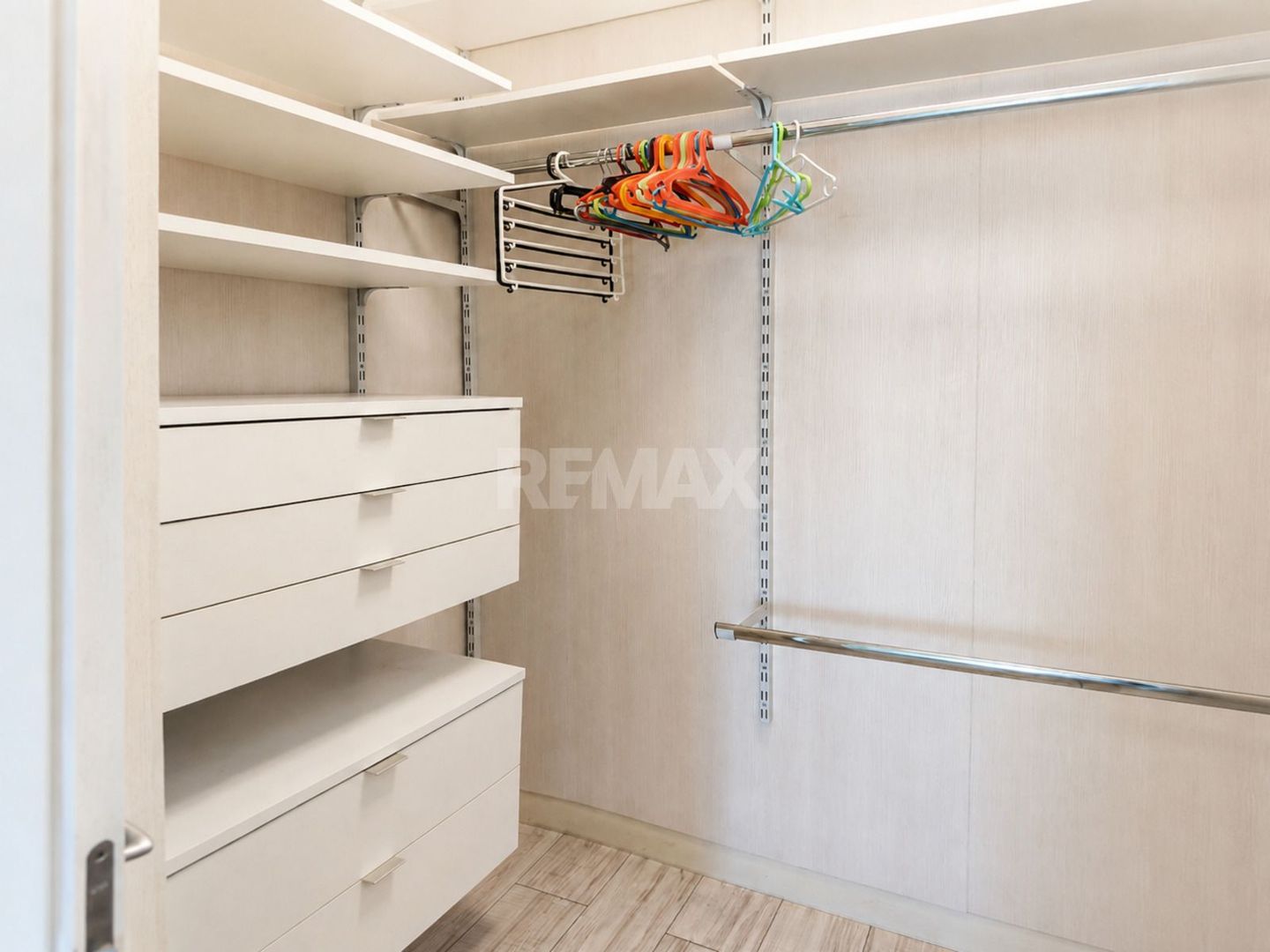 Apartament cu 1 cameră de închiriat pe str. Nicolae Testemițanu – 52 m - Poză 15