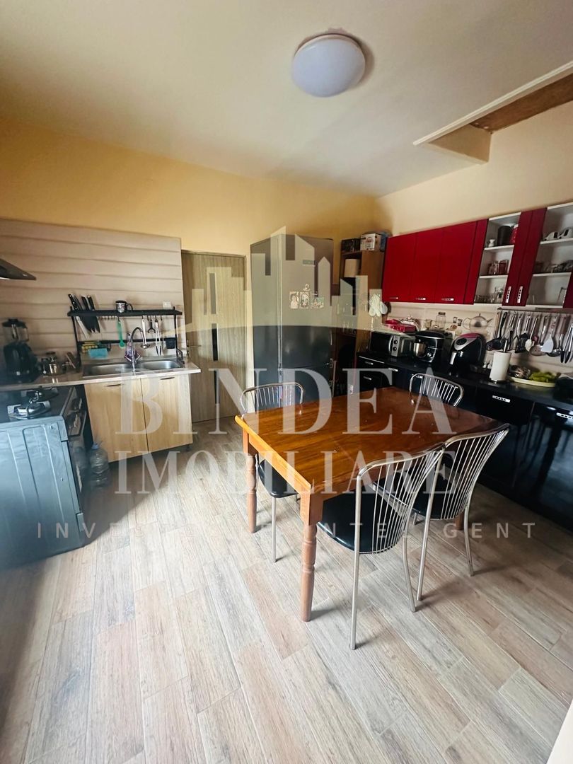 Casa pe principala in Giarmata  737mp teren - Poză 6