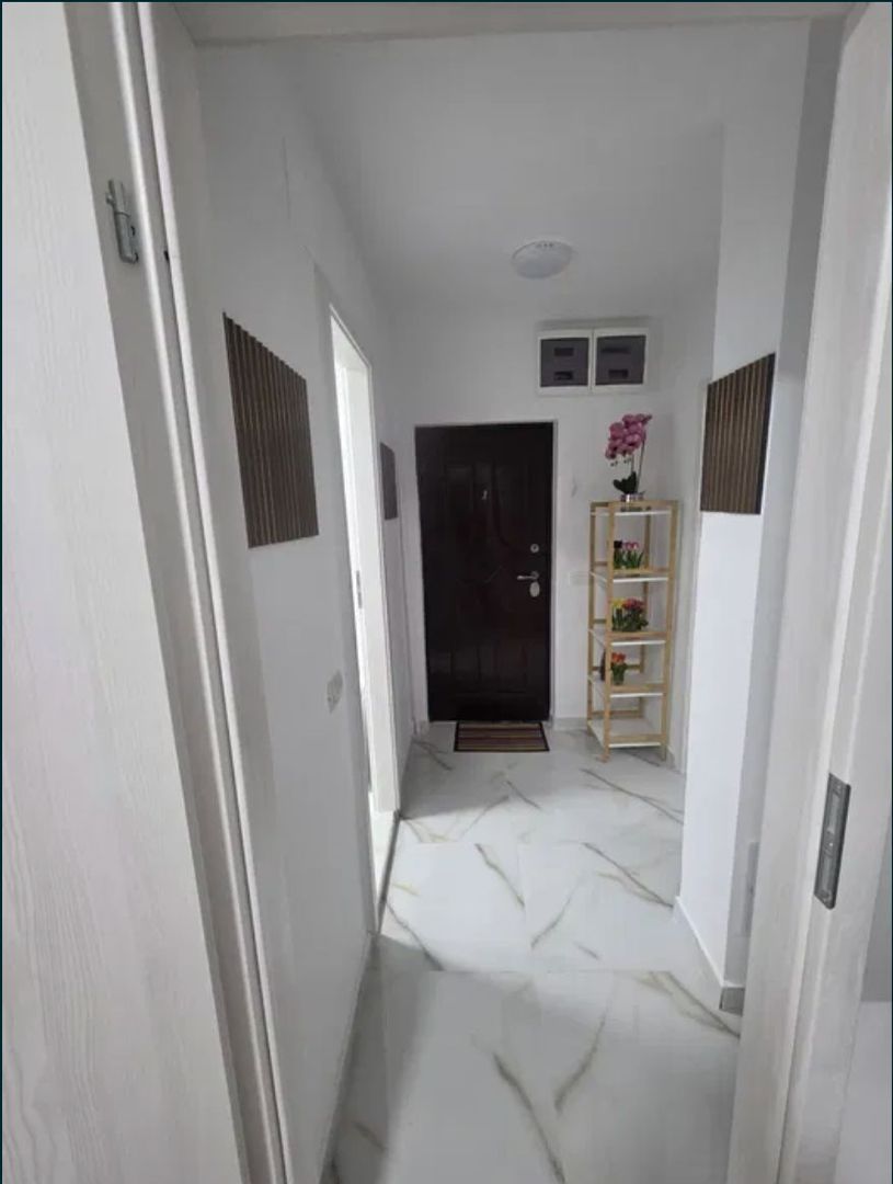 GARSONIERA - MARGEANULUI, BUCATARIE INCHISA, MOBILAT/UTILAT MODERN - Poză 5