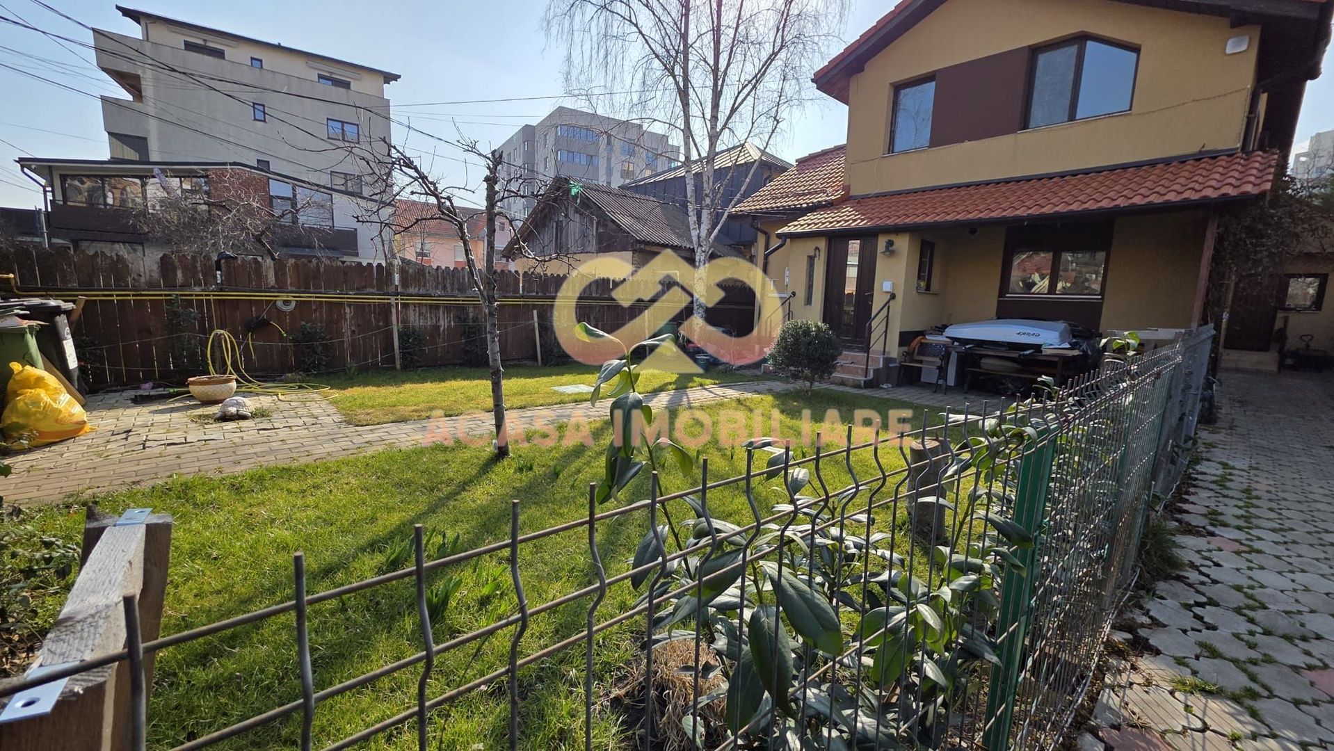 VILA BIROURI FIRMA  NEMOBILATA  ZONA  PALAS - Poză 1