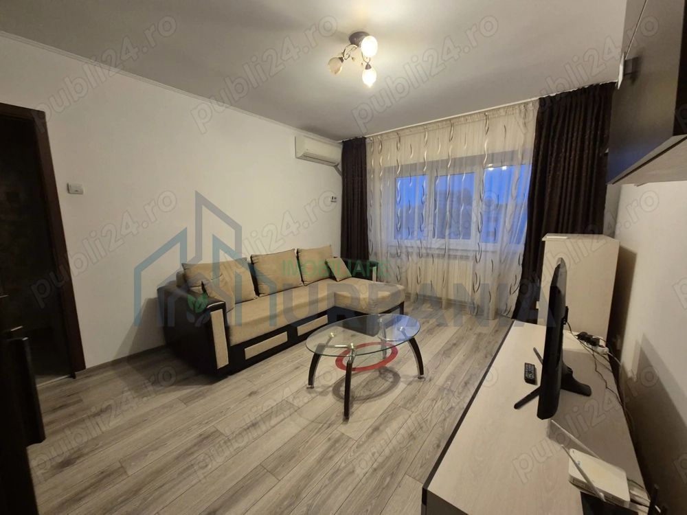 Inchiriez ap. 2 camere decomandat - Poză 2