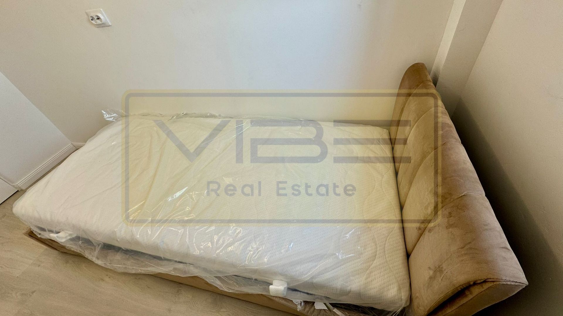 Apartament 3 camere decomandat Podu Ros  Piata Nicolina - Poză 19