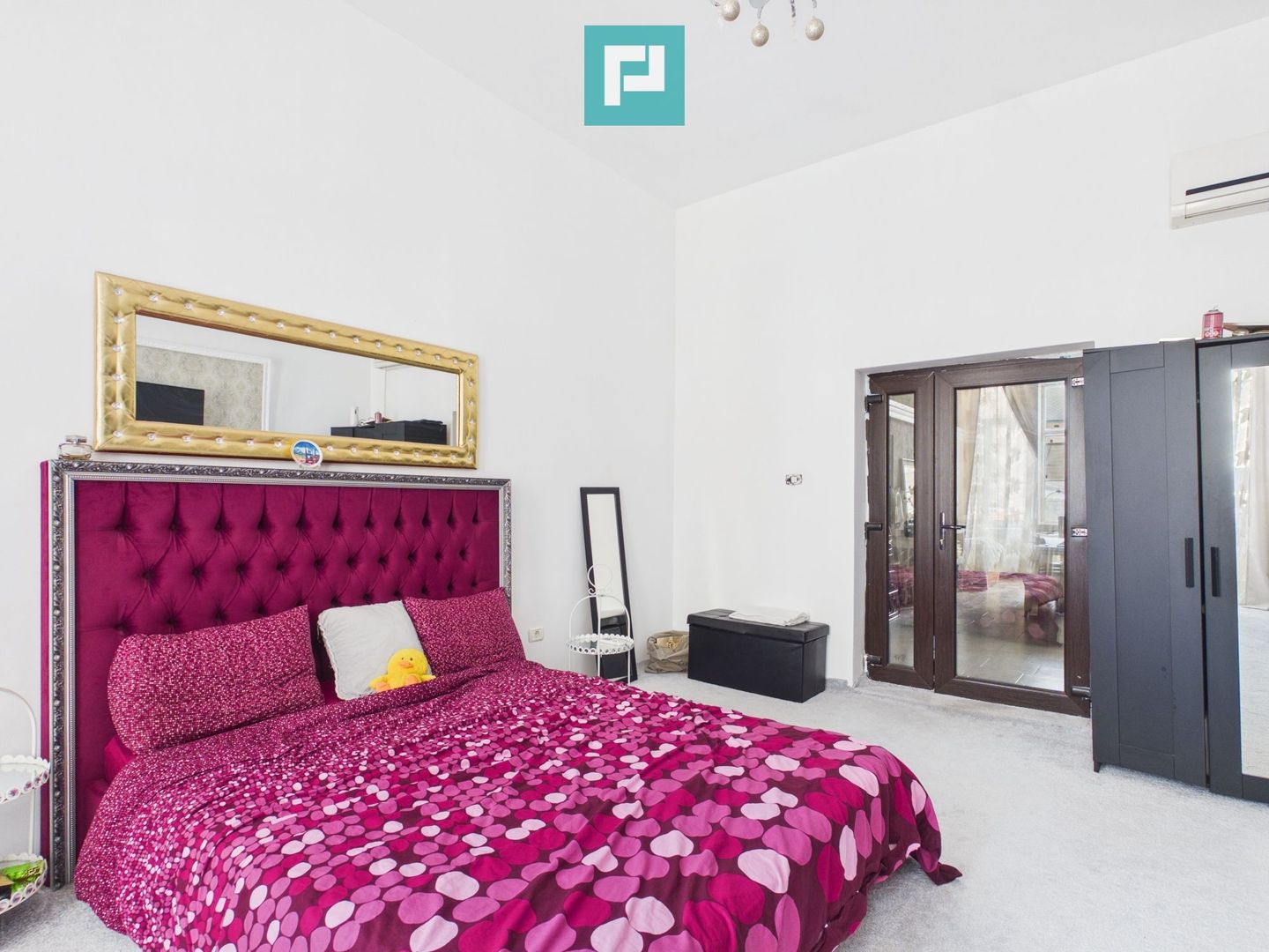Apartament cu 4 camere – Zona Centrală - Poză 5