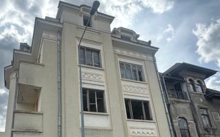 Vila Interbelica | S+P+2+M | Structura Consolidata - Poză 2