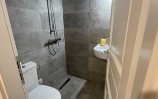 Apartament modern cu 3 camere, garaj și parcare, în zonă liniștită. - Poză 8