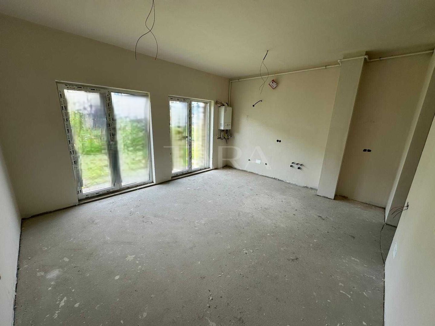 Apartament cu 2 camere si gradina Eroilor-Floresti - Poză 3