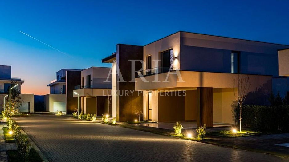 VILA EXCLUSIVISTA PADURE - Poză 12