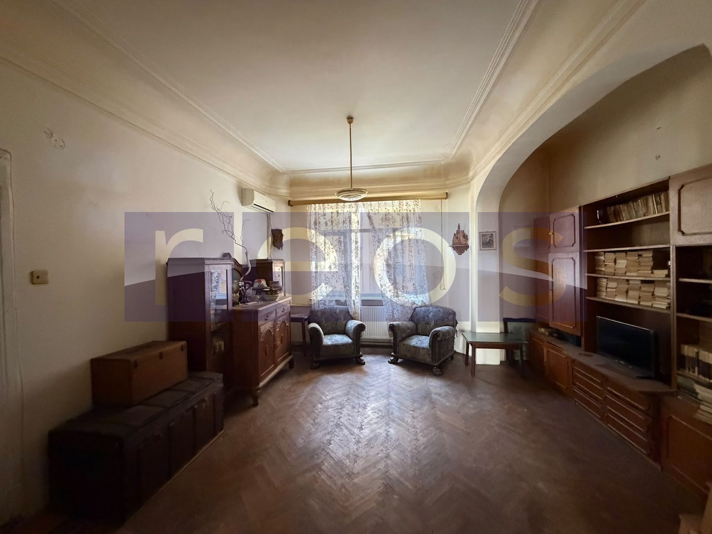 APARTAMENT DEOSEBIT CU 3 CAMERE IN VILA INTERBELICA-74MP | ARMENEASCA - Poză 2