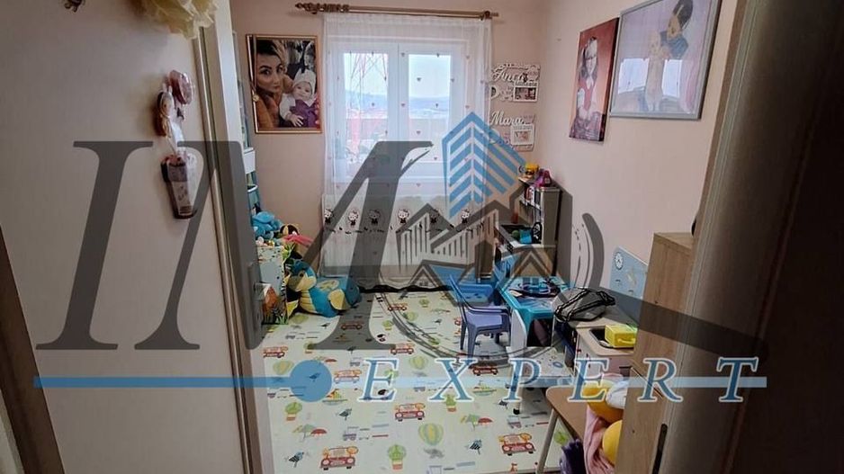 Apartament cu 3 camere de vânzare Alba Iulia - Poză 3