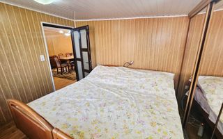 🏡 Casă spațioasă cu 9 camere în Strejnicu – pentru locuință, birouri - Poză 64