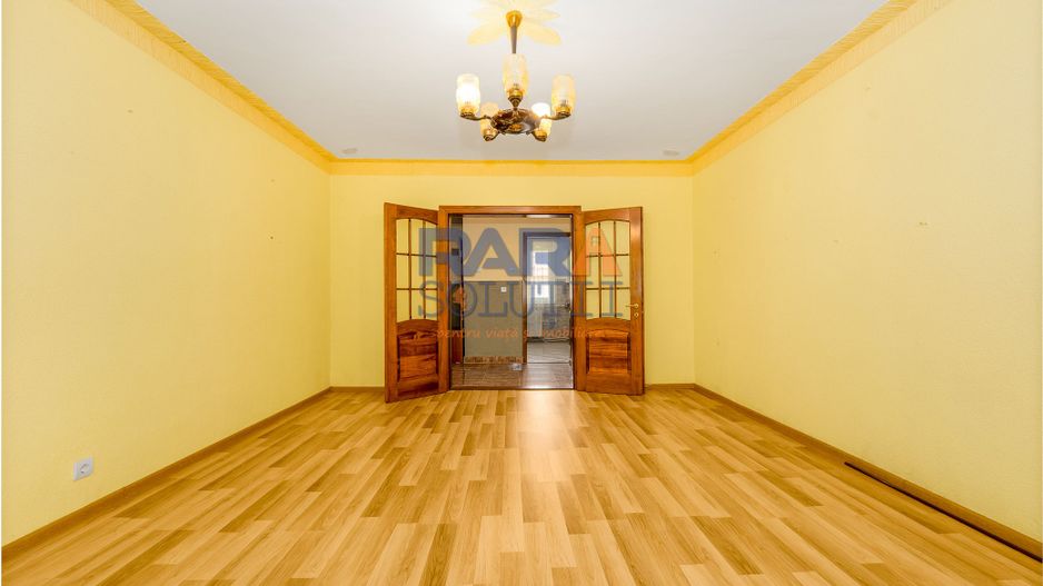 Apartament cu 3 camere, două băi, 77 mp - Poză 7