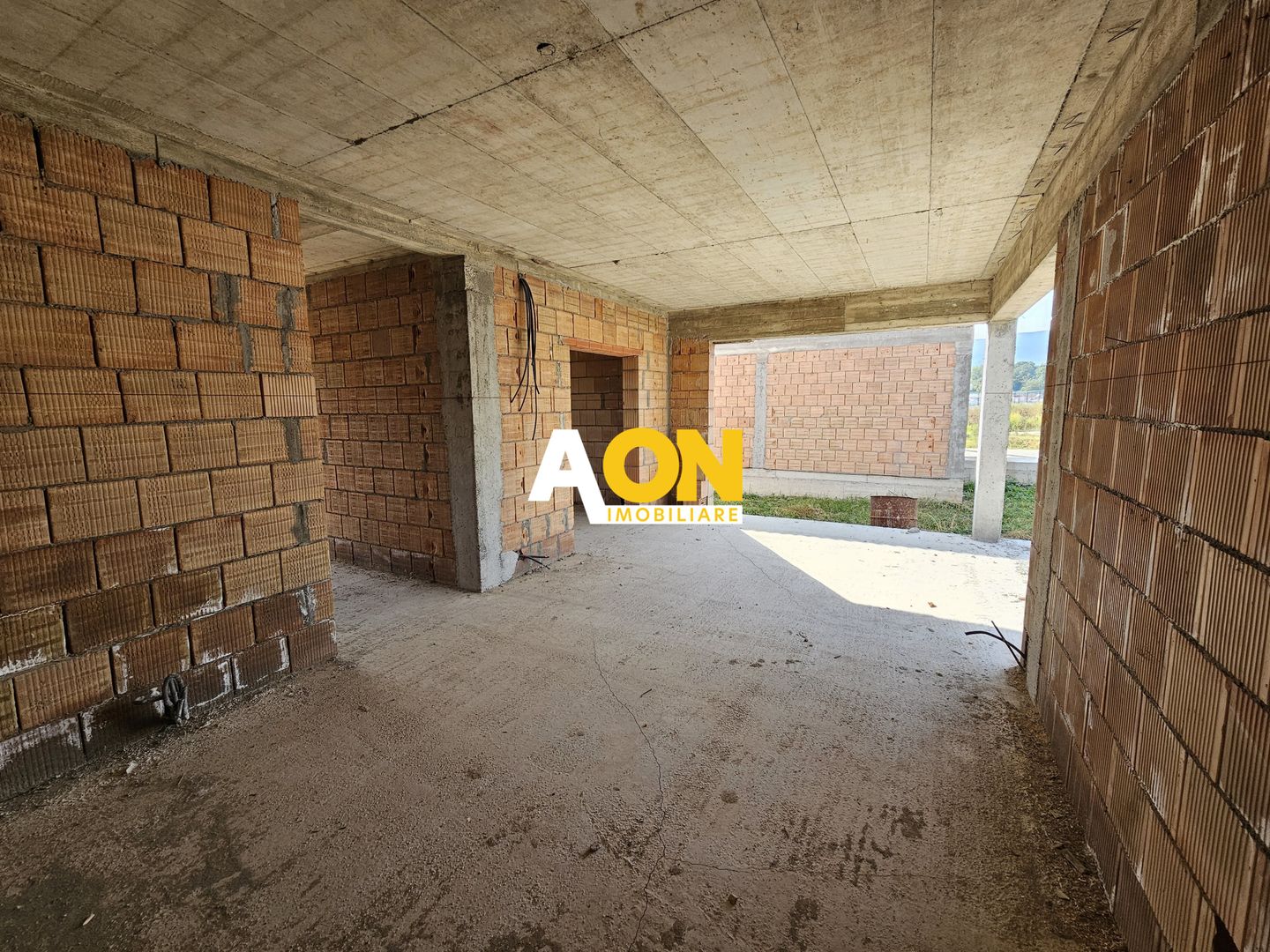 Casa la rosu, 4 camere, 2 bai, 345 mp teren, zona Ampoi 3 - Poză 7