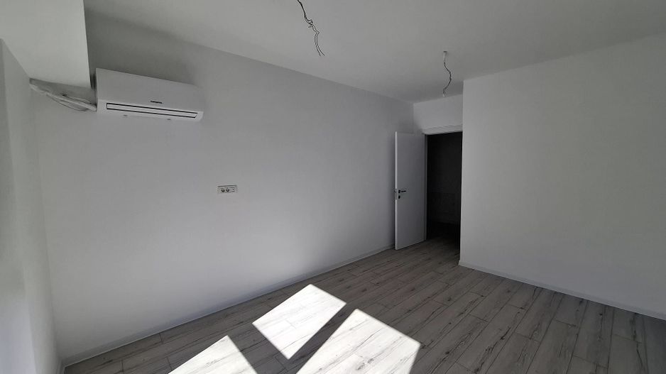 4 camere  Bloc Nou Rezidential Birouri L330 GranVia Lake View - Poză 5