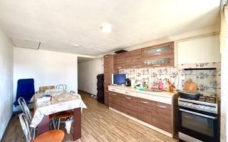 Casa individuala 5 camere - pozitie excelenta - Sanmihaiu Roman - Poză 8