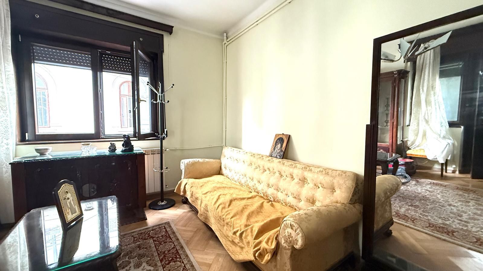 OPORTUNITATE APARTAMENT 3 CAMERE ZONA CISMIGIU + GARAJ + BOXA + CENTRALA PROPRIE - Poză 3