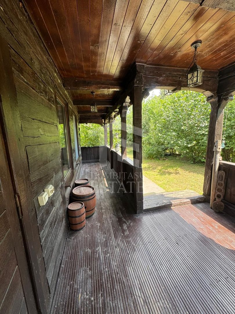 Casa autentixa maramureseana de vanzare in Snagov-Tancabesti - Poză 8