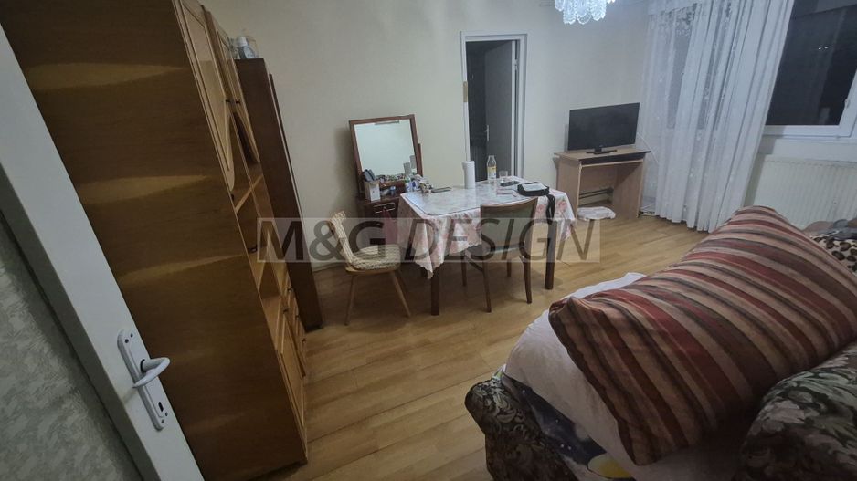 Apartament 3 camere Dacia cu centrala - Poză 1