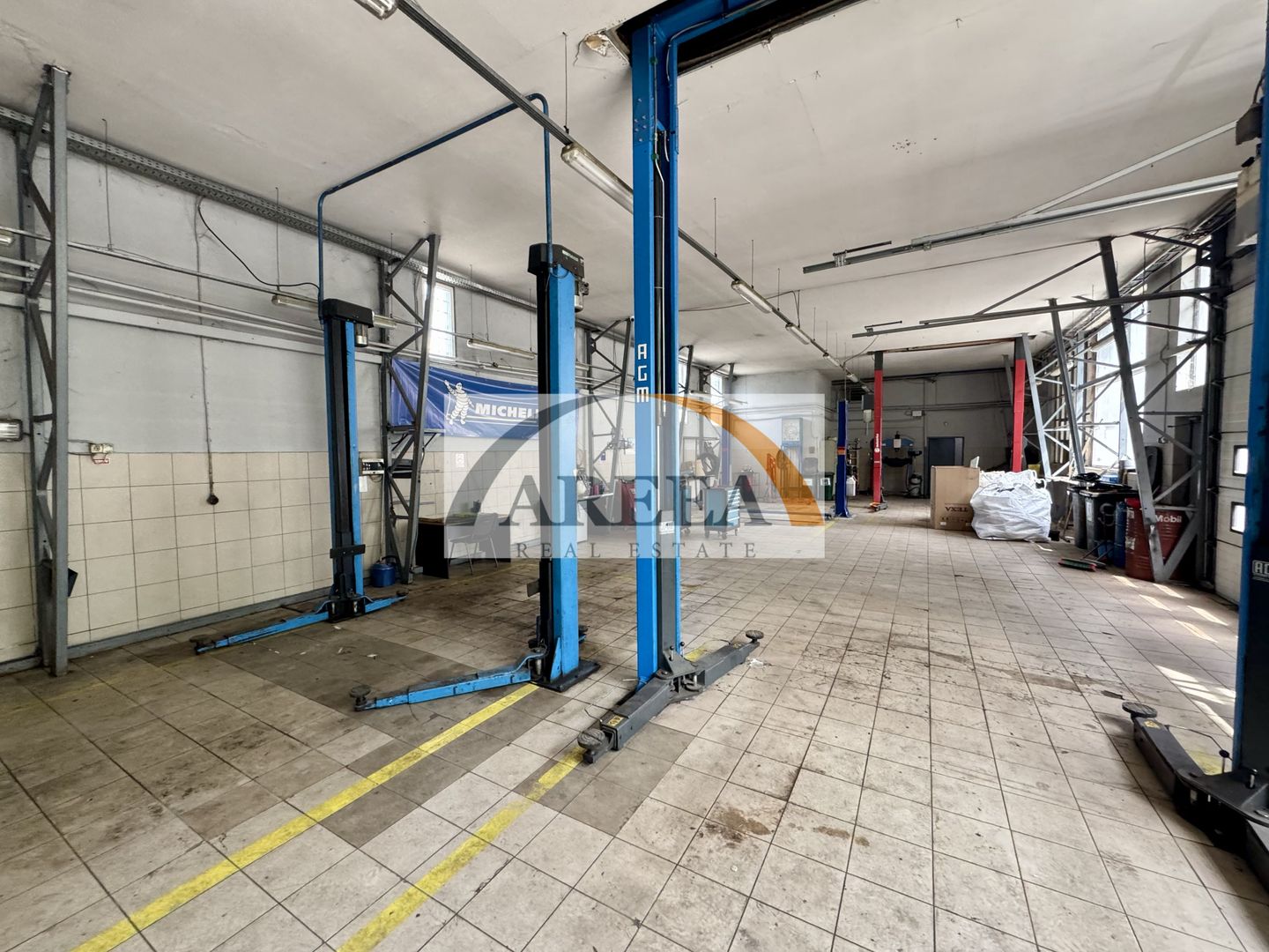 OPORTUNITATE BUSINESS - de inchiriat showroom si hale - Sos Giurgiului - Poză 13