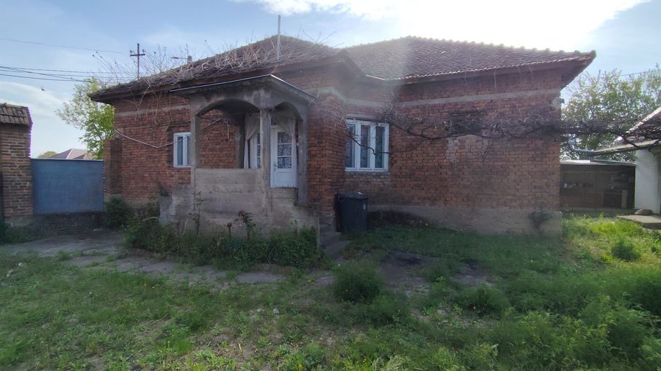 Casa la tara, gaz, acces auto, teren 4122 mp – Petid, Bihor – VANZARE - Poză 1